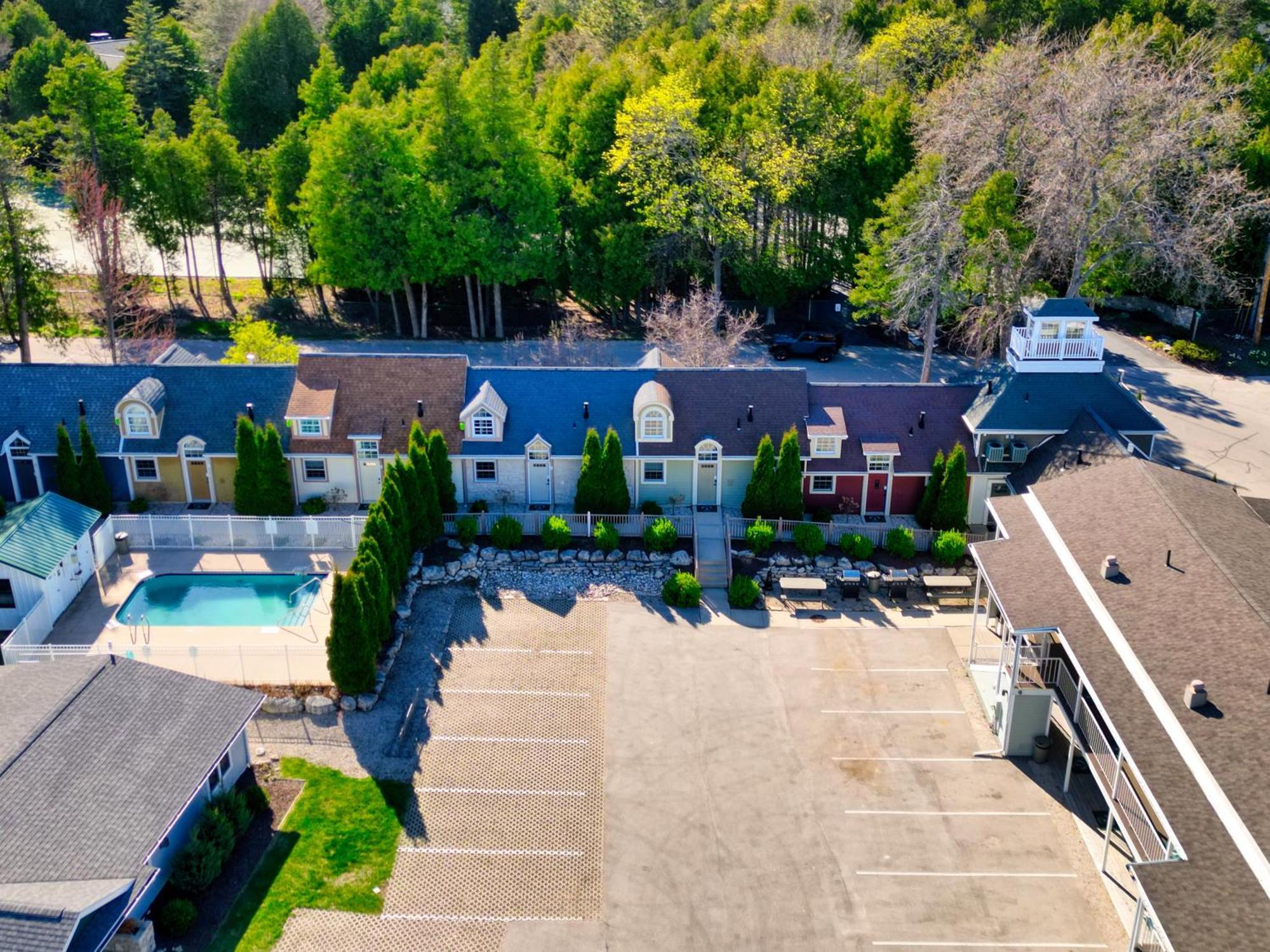 Spruce & Shore Motel Fish Creek Esterno foto